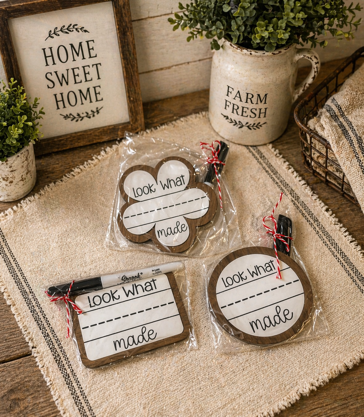 'Look What I Made' Magnets